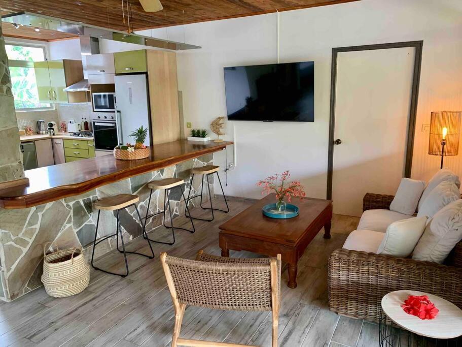 Villa Hoama Lodge Moorea Teavaro 外观 照片